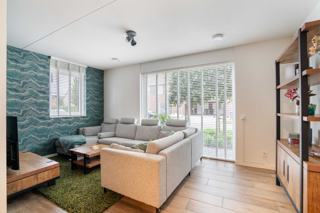 Modern Semi-Detached Home with 4 Bedrooms and Private Parking in Nederweert — 11