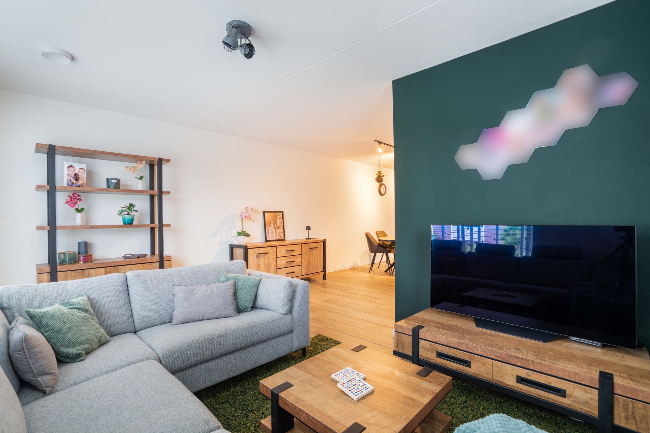 Modern Semi-Detached Home with 4 Bedrooms and Private Parking in Nederweert — 12