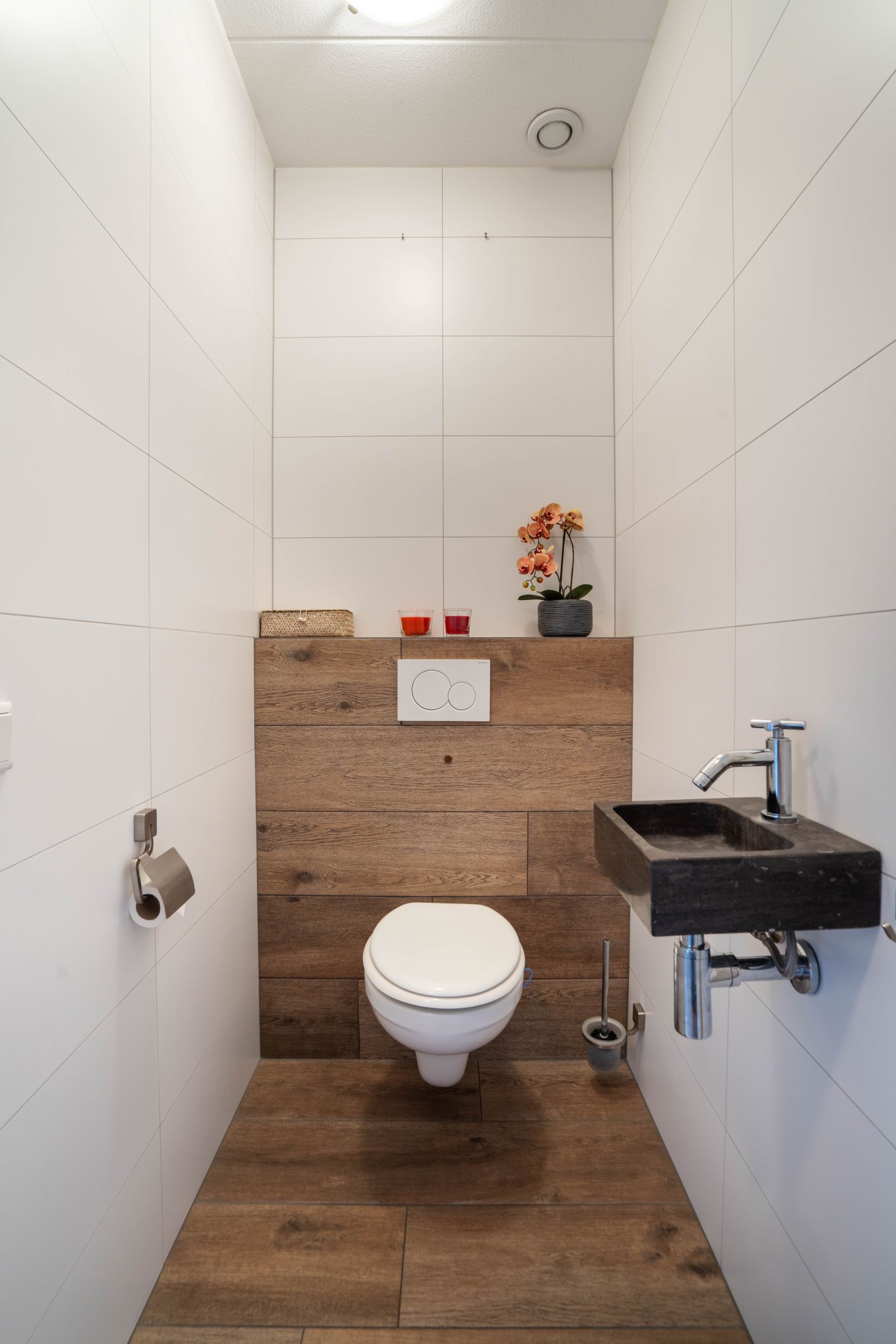 Modern Semi-Detached Home with 4 Bedrooms and Private Parking in Nederweert — 25