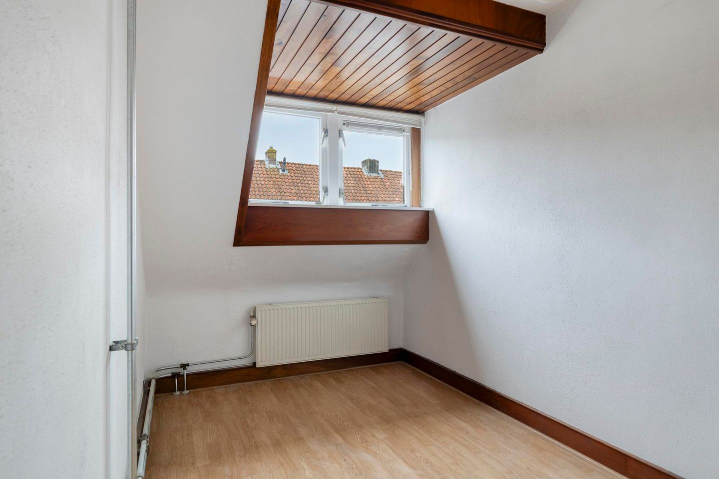 Charming 1930s Corner Home with Expansion Potential in Central Hilversum — 10