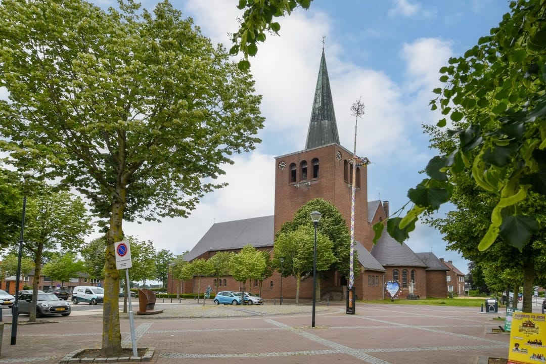 Photo 32 of Dorpstraat 85