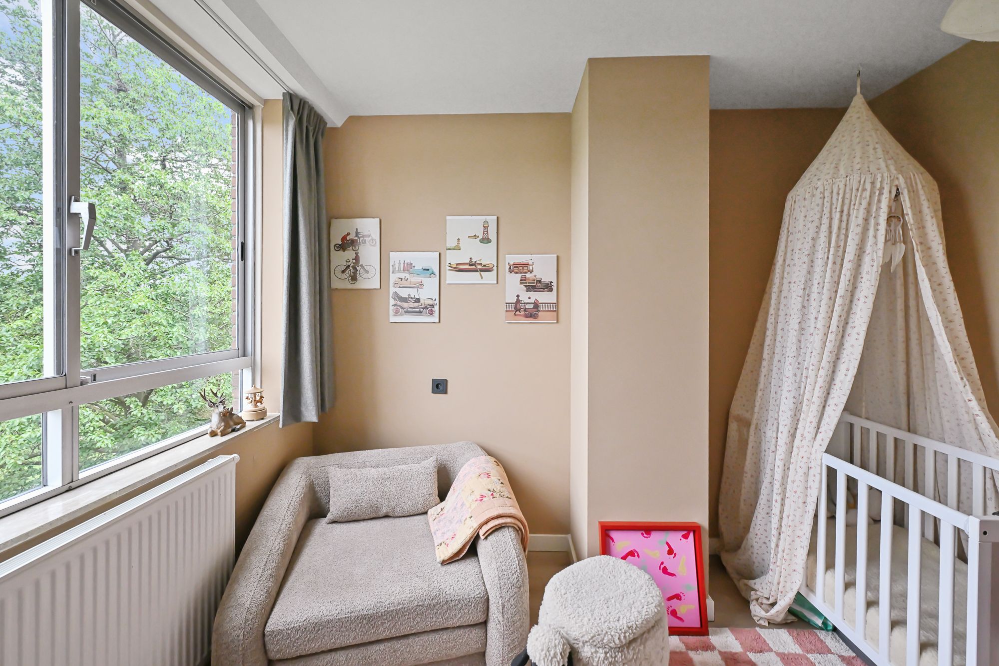 Spacious Corner Apartment with Park and Water Views Near Gaasperplas — 18