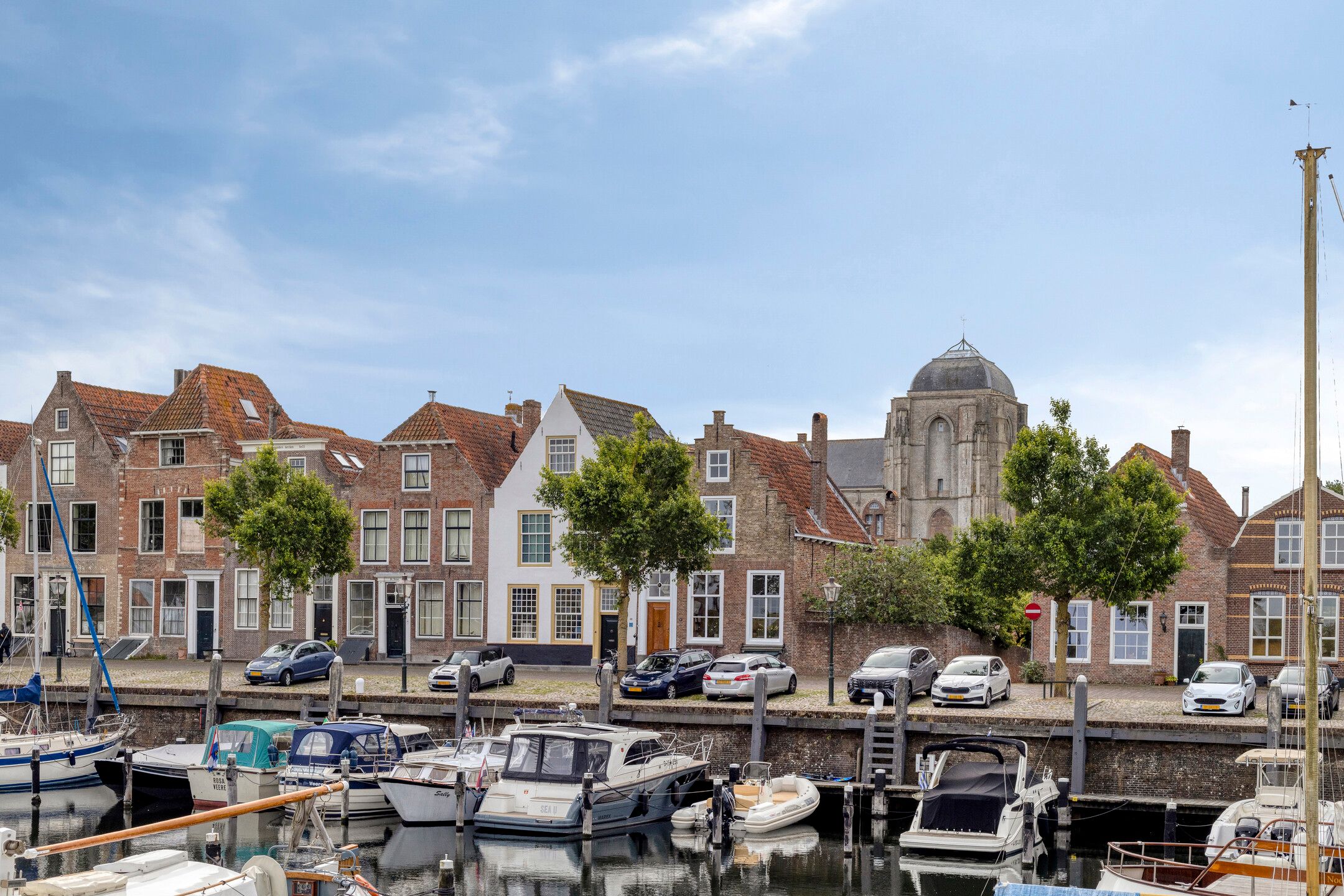 Monumental 16th Century Harbour House with Exceptional English Garden in Historic Veere — 87