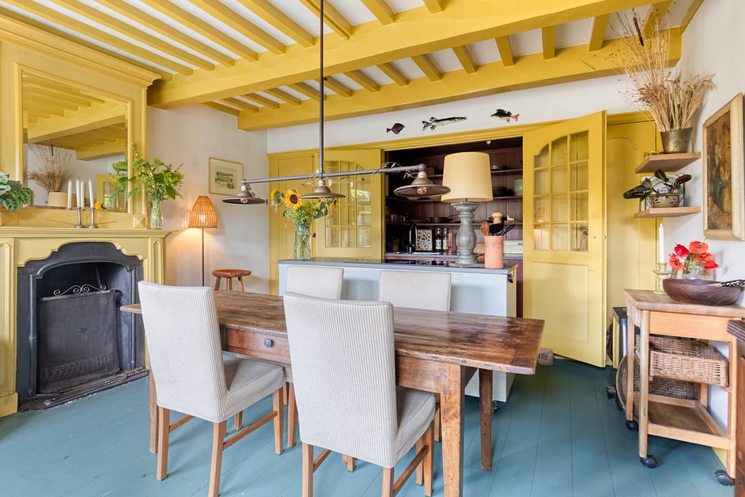 Monumental 16th Century Harbour House with Exceptional English Garden in Historic Veere — 17