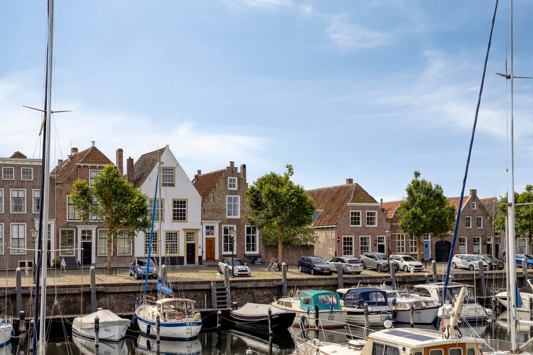 Monumental 16th Century Harbour House with Exceptional English Garden in Historic Veere — 88
