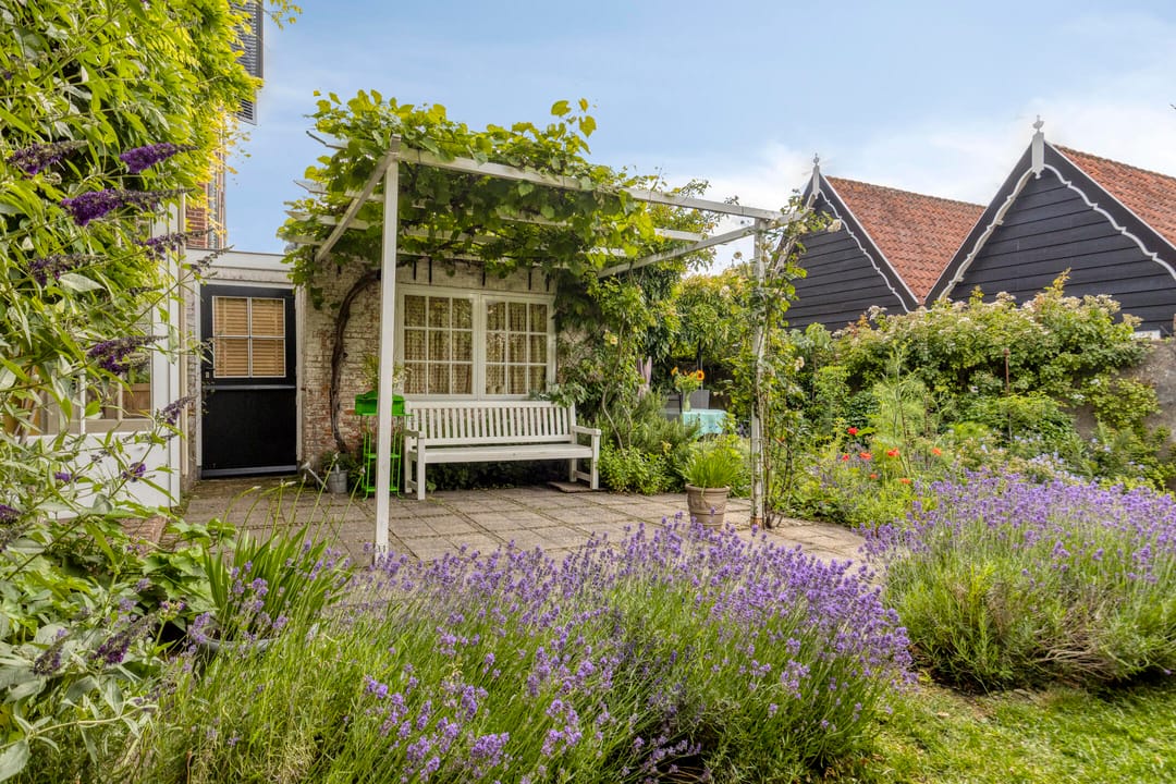 Monumental 16th Century Harbour House with Exceptional English Garden in Historic Veere — 77