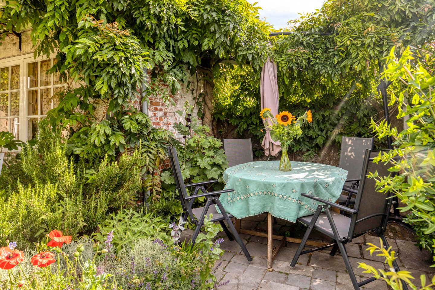 Monumental 16th Century Harbour House with Exceptional English Garden in Historic Veere — 79