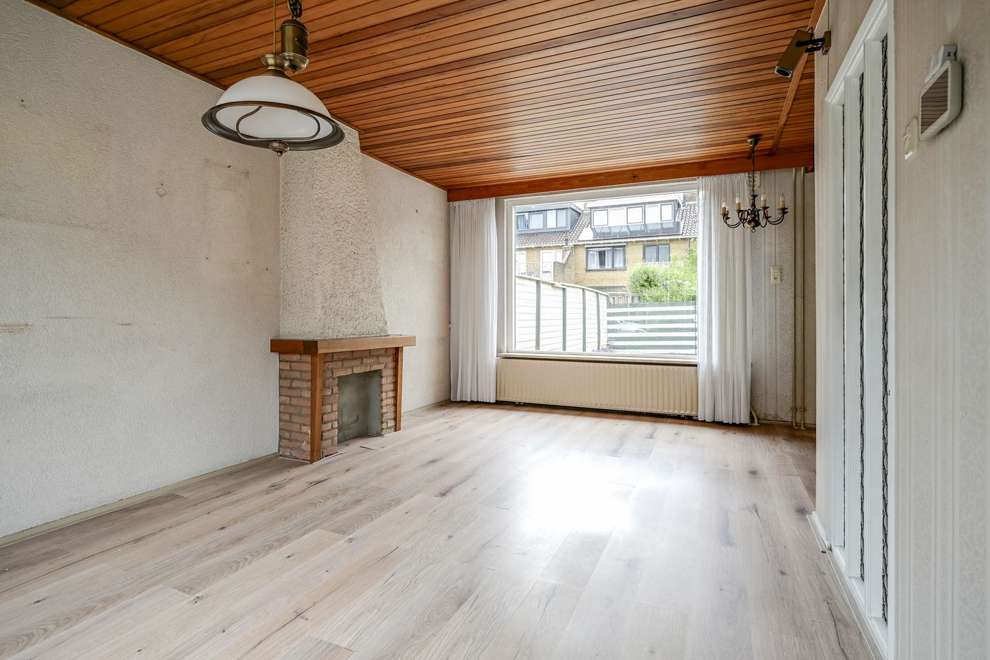 Photo 10 of Bernhardstraat 8