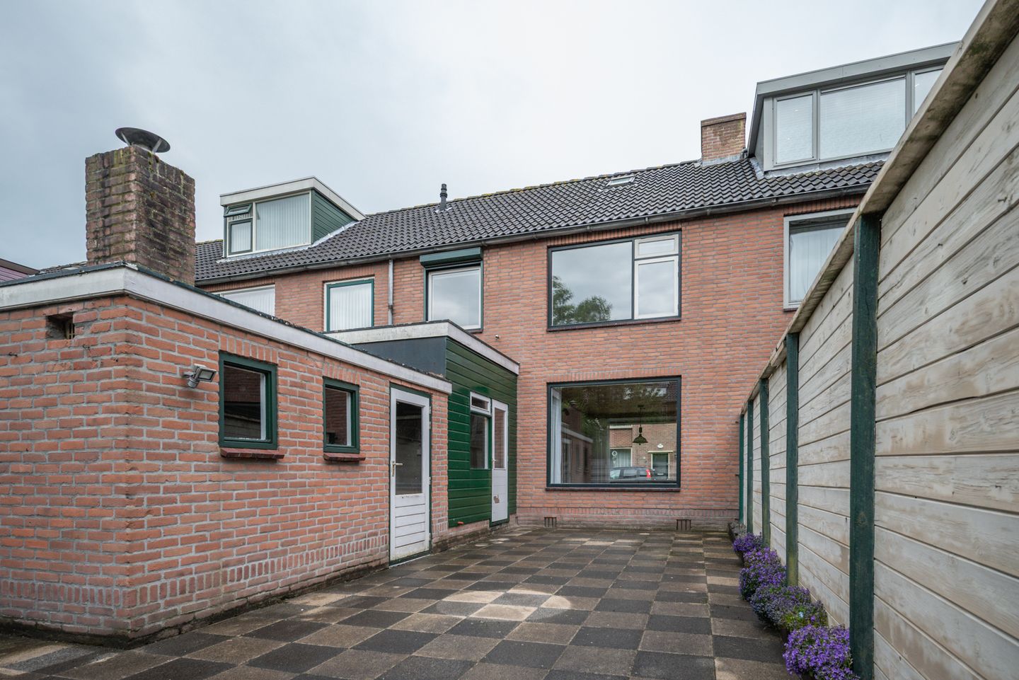 Photo 34 of Bernhardstraat 8