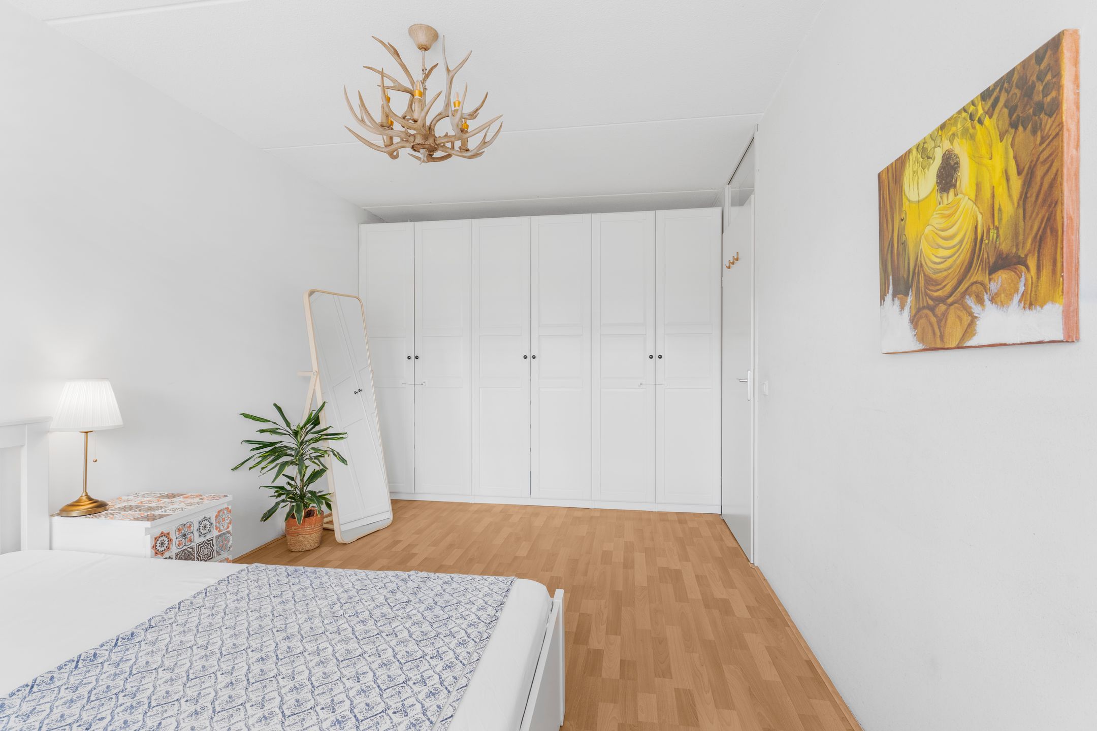 Move-In Ready Family Home with Private Parking in Charming De Aker Neighborhood — 27