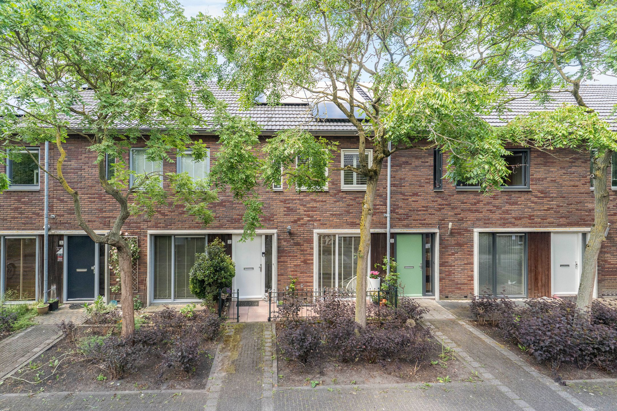Move-In Ready Family Home with Private Parking in Charming De Aker Neighborhood — 48