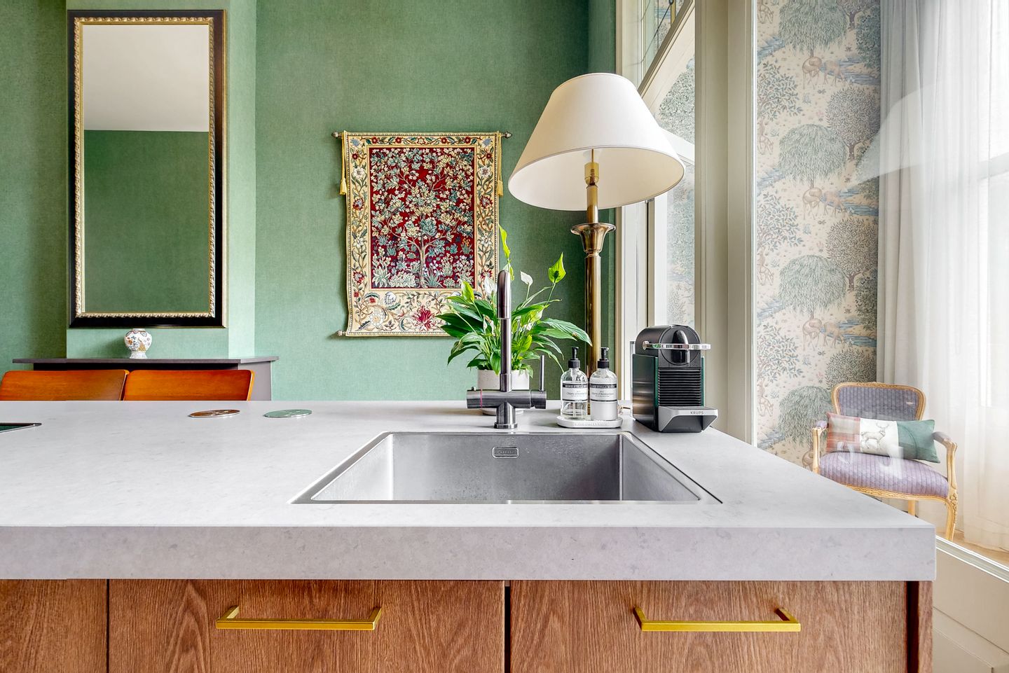 Stylish Upper Apartment with Period Details in Popular Duinoord — 10