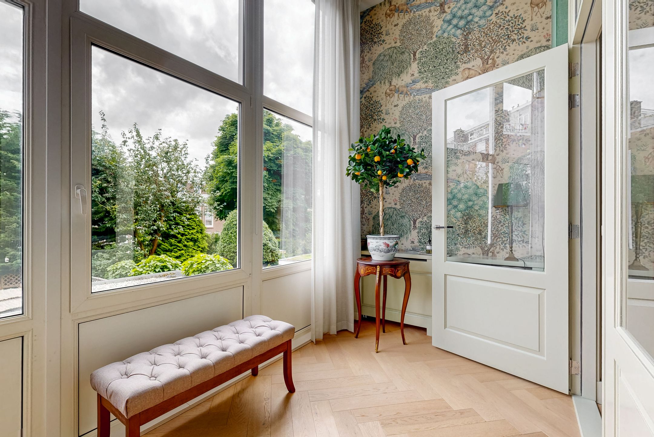 Stylish Upper Apartment with Period Details in Popular Duinoord — 12