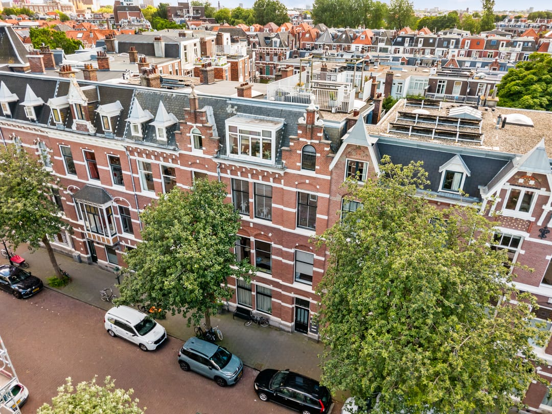 Stylish Upper Apartment with Period Details in Popular Duinoord — 26