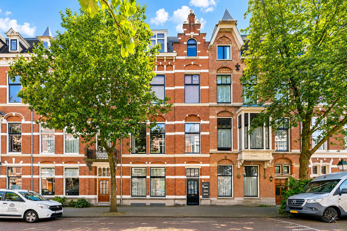 Stylish Upper Apartment with Period Details in Popular Duinoord — 25