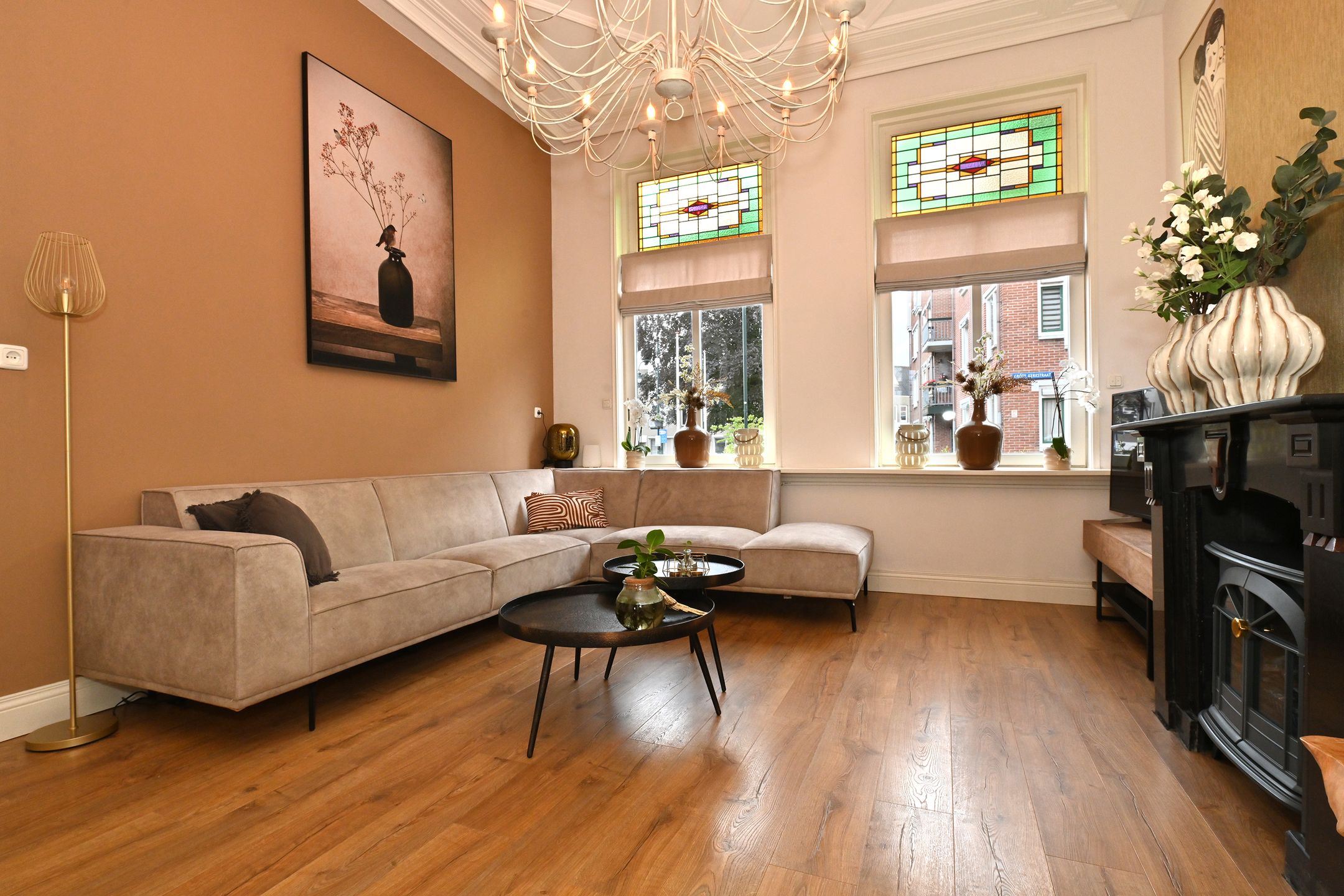 Stylishly Renovated 1911 Townhouse with Exceptional Garage in Steenbergen Center — 9