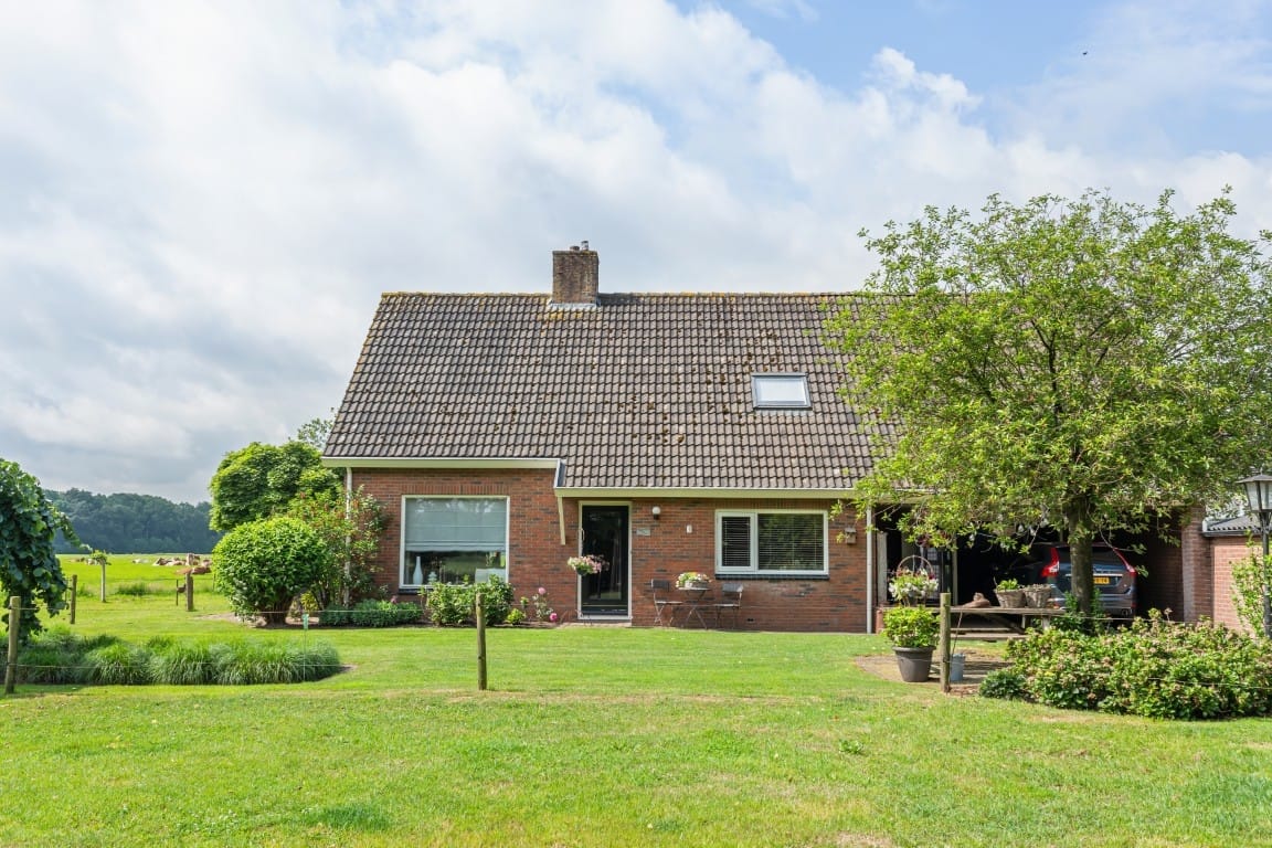 View photo 5 of Herfterweg 5