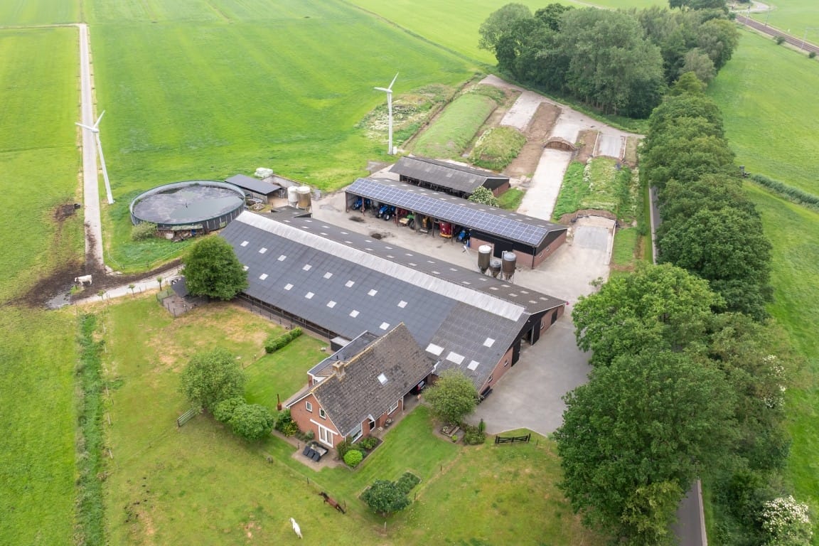 View photo 2 of Herfterweg 5