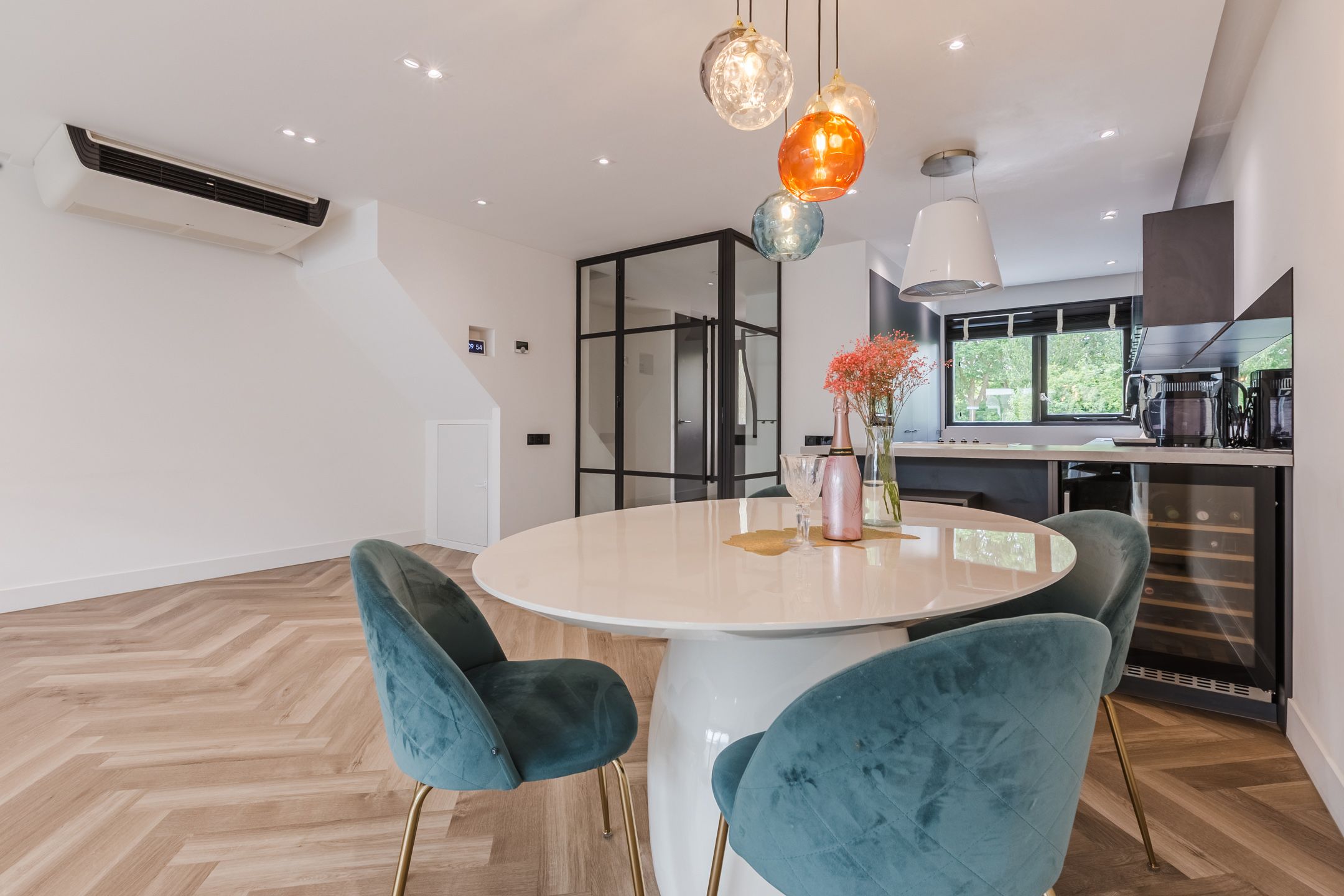 Spacious Renovated Family Home in Green and Child-Friendly Middenhoven — 9