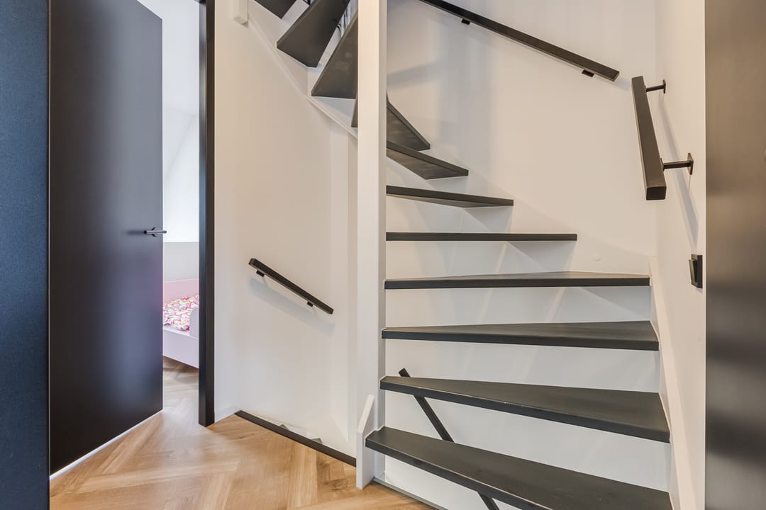 Spacious Renovated Family Home in Green and Child-Friendly Middenhoven — 26