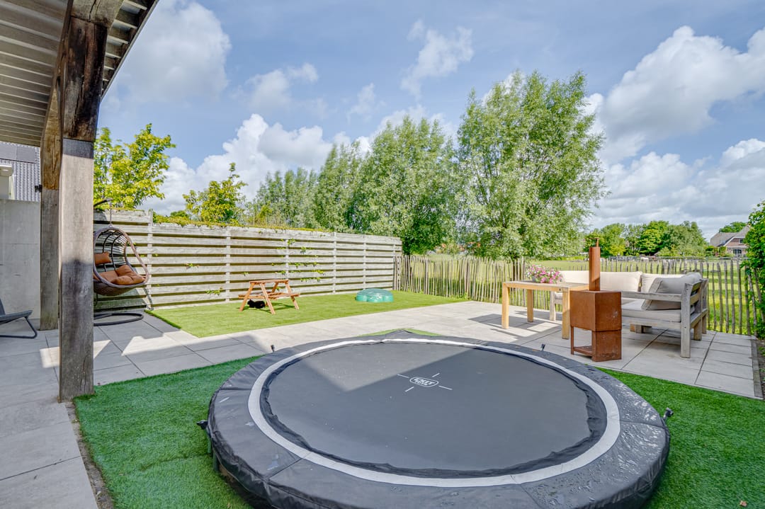Spacious and Move-in Ready Semi-Detached Home with Free Views in Waarland — 32
