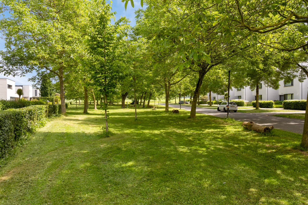 Spacious Townhouse with Garage and West-Facing Garden in Vroendaal — 56