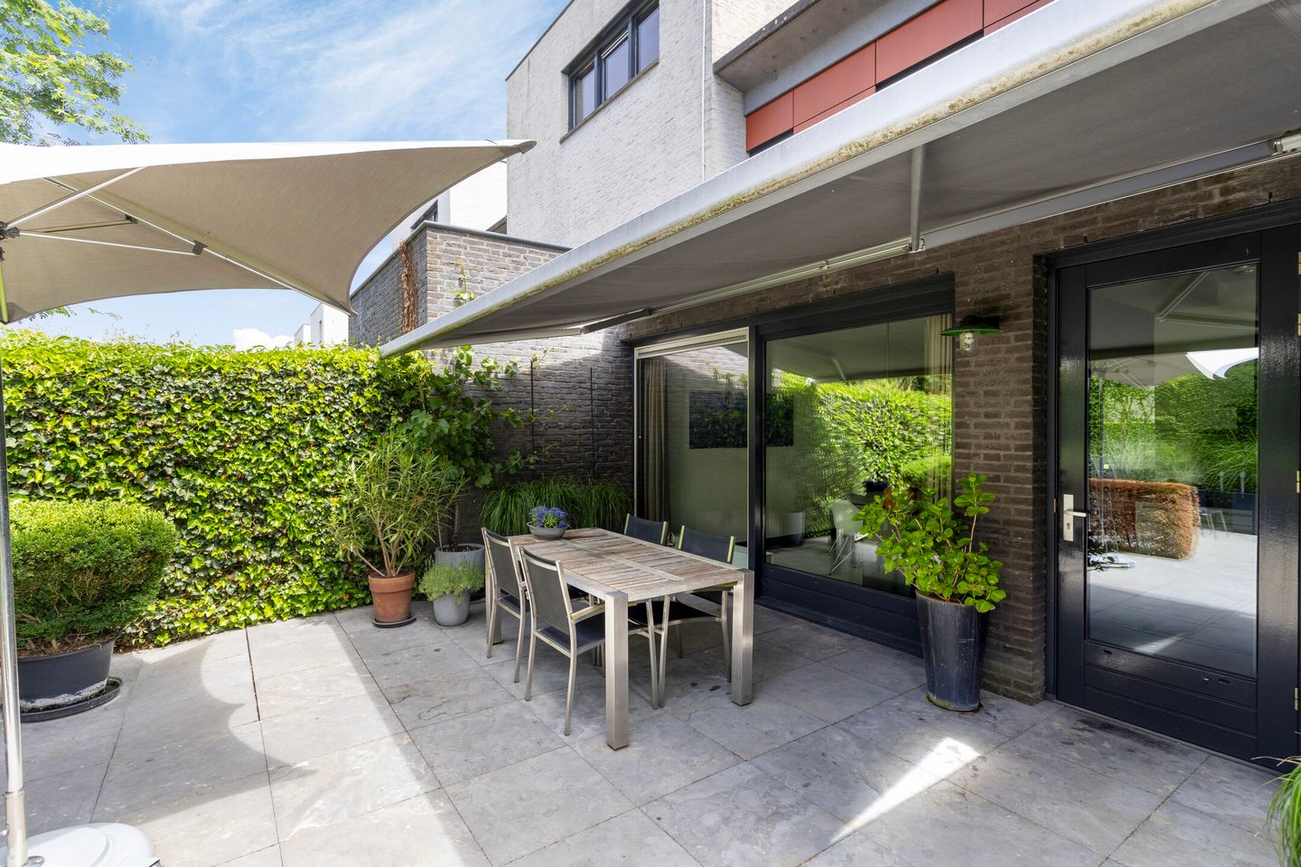 Spacious Townhouse with Garage and West-Facing Garden in Vroendaal — 50