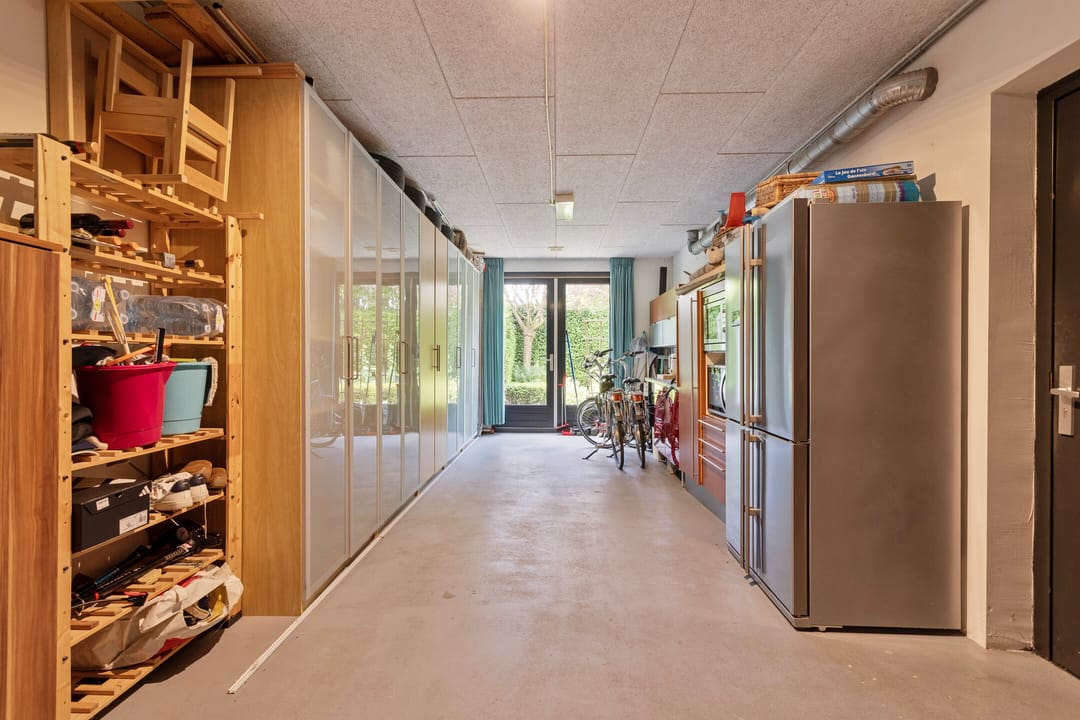 Spacious Townhouse with Garage and West-Facing Garden in Vroendaal — 43
