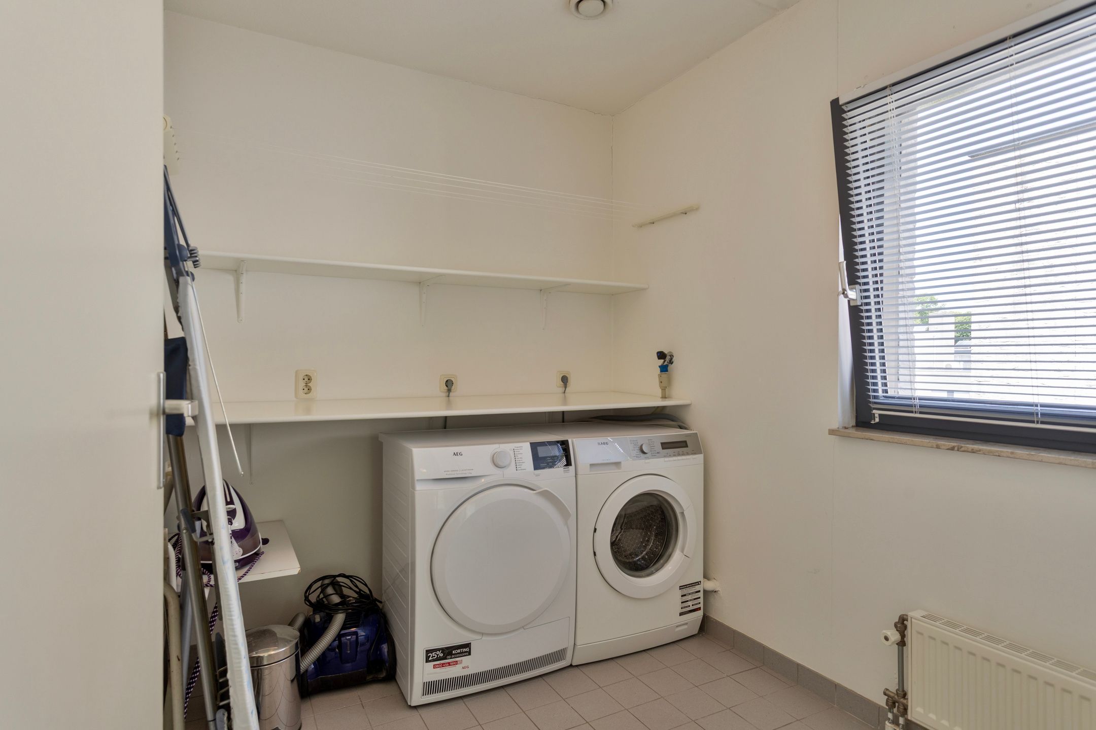 Spacious Townhouse with Garage and West-Facing Garden in Vroendaal — 39