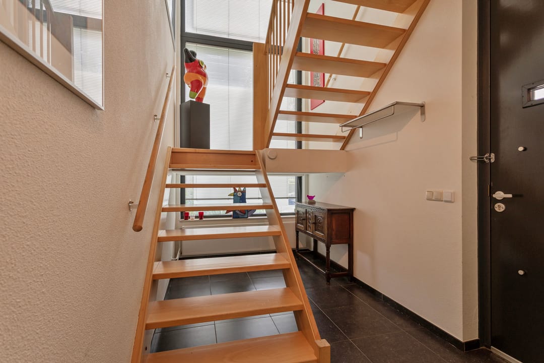 Spacious Townhouse with Garage and West-Facing Garden in Vroendaal — 7