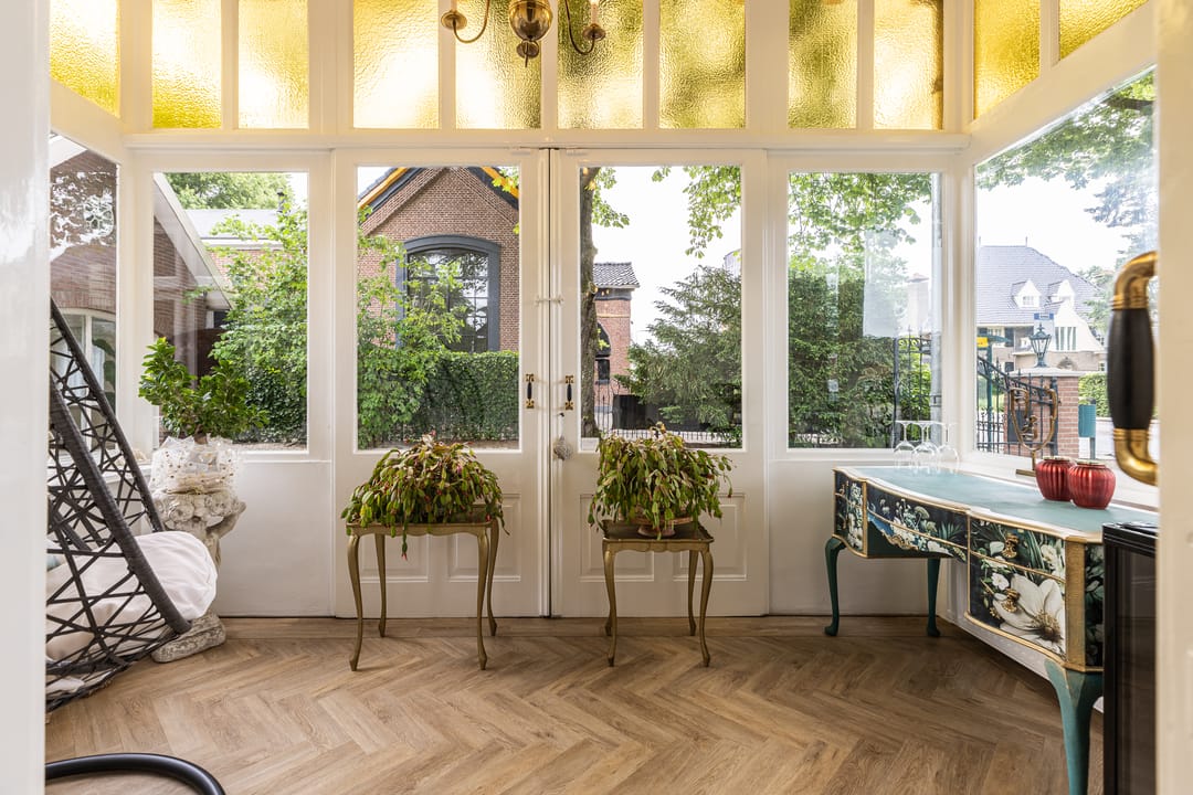 Completely Renovated Monumental Mansion with Two Independent Outbuildings in Forested Surroundings — 32
