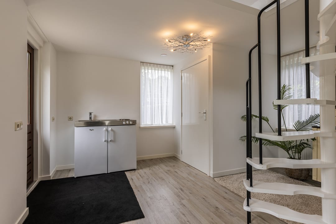 Completely Renovated Monumental Mansion with Two Independent Outbuildings in Forested Surroundings — 73