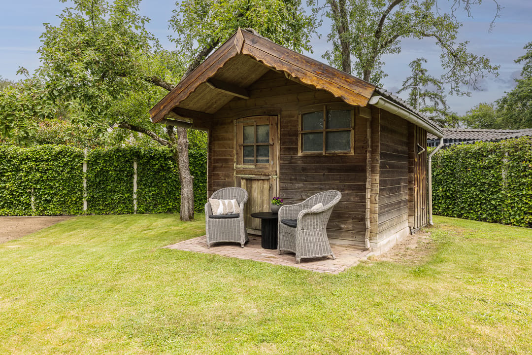 Completely Renovated Monumental Mansion with Two Independent Outbuildings in Forested Surroundings — 101