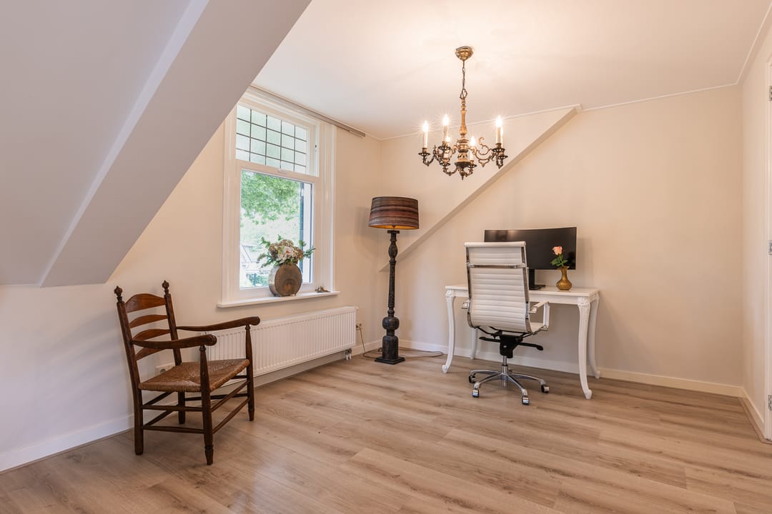 Completely Renovated Monumental Mansion with Two Independent Outbuildings in Forested Surroundings — 61