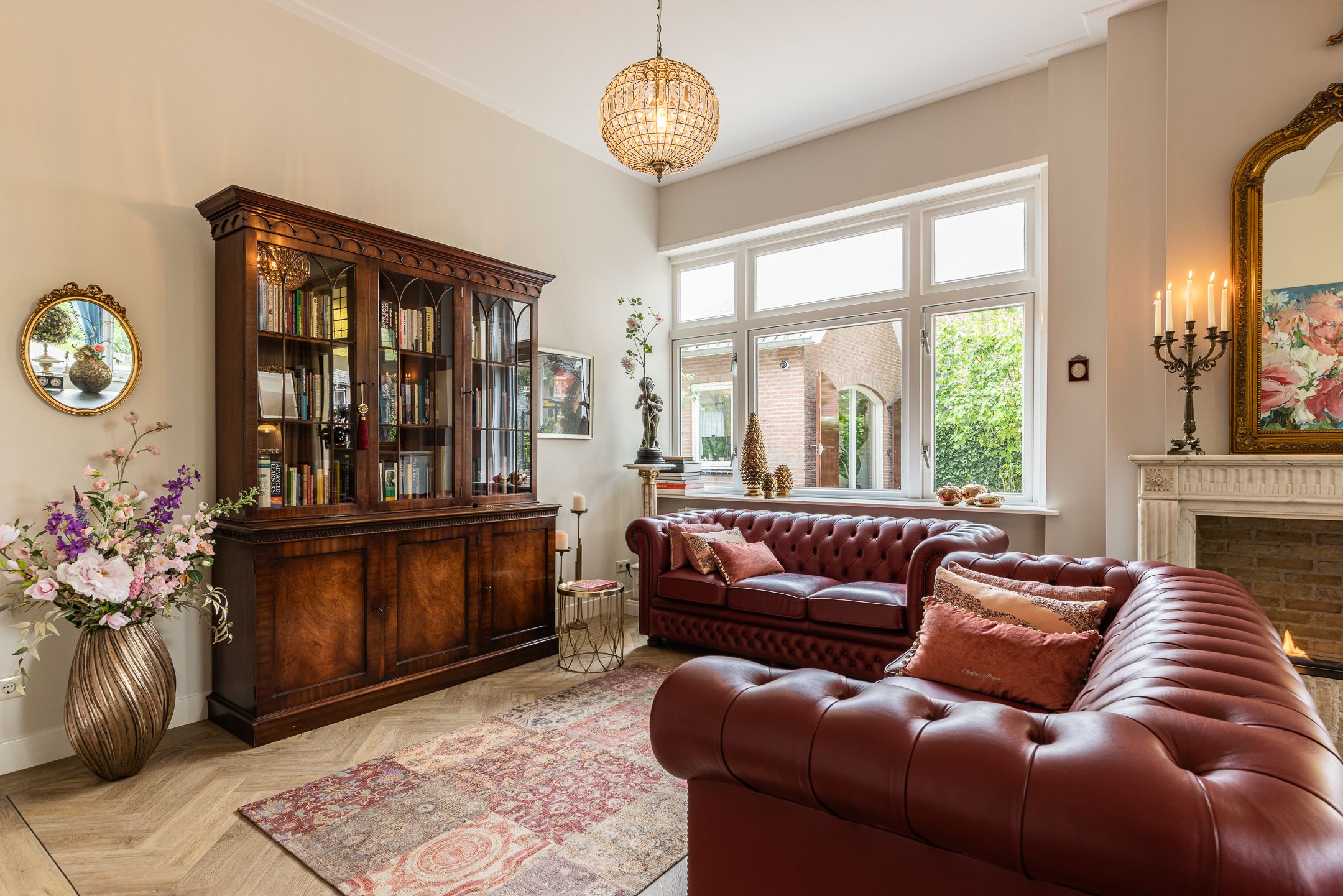 Completely Renovated Monumental Mansion with Two Independent Outbuildings in Forested Surroundings — 18