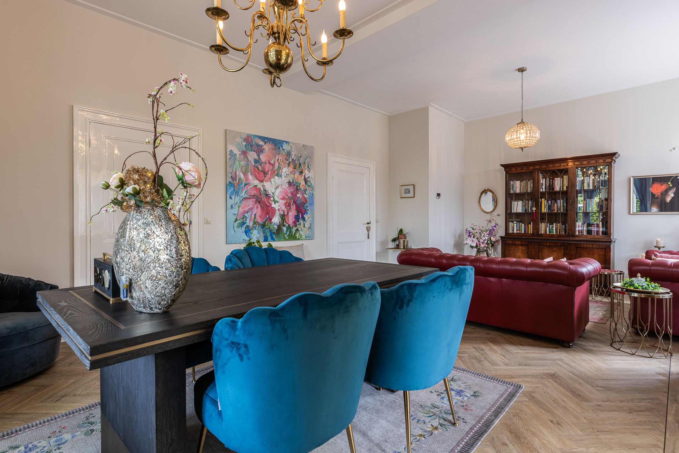 Completely Renovated Monumental Mansion with Two Independent Outbuildings in Forested Surroundings — 21
