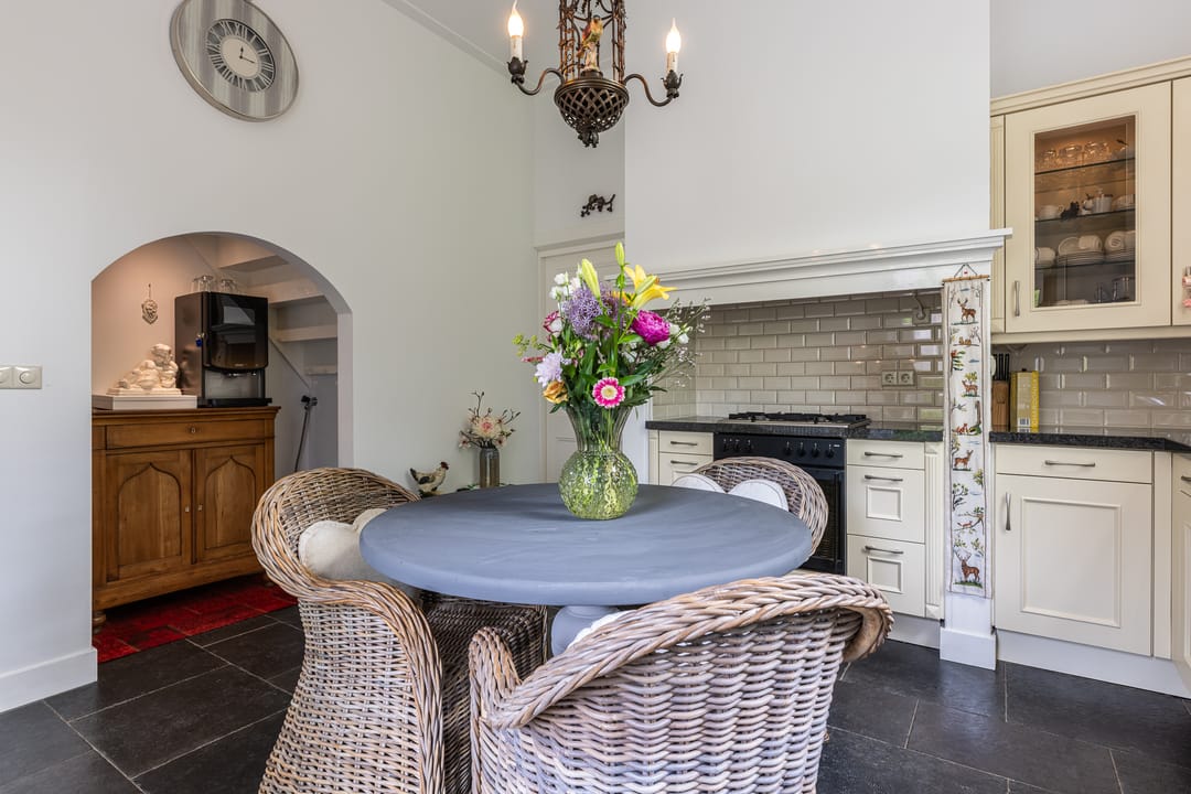 Completely Renovated Monumental Mansion with Two Independent Outbuildings in Forested Surroundings — 46