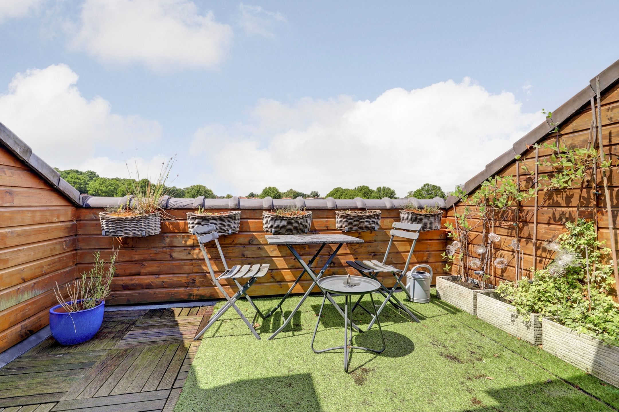 Spacious Maisonnette with Rooftop Terrace and City Views in Amersfoort — 27