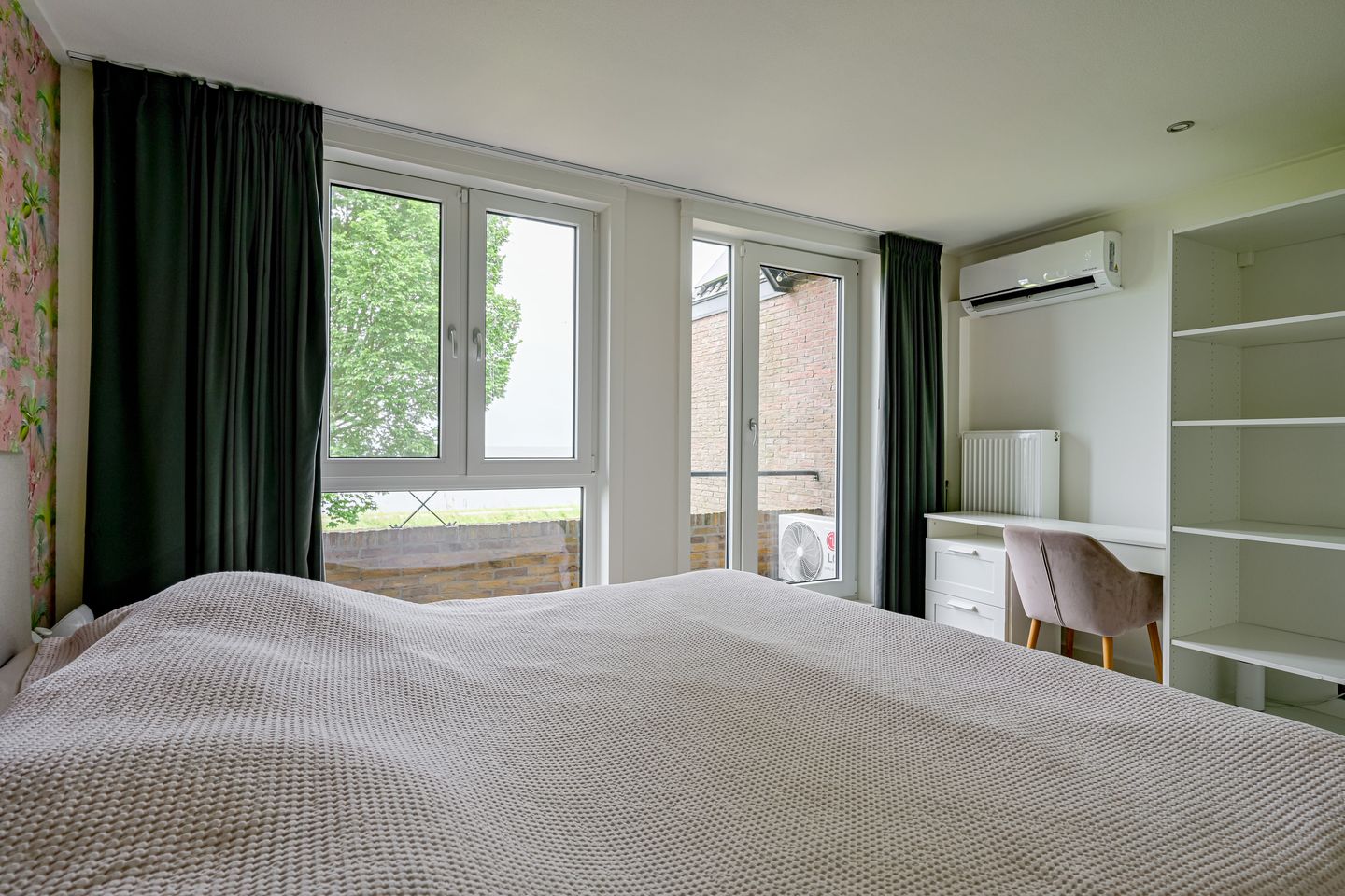 Waterfront Living with Panoramic IJsselmeer Views in Historic Medemblik — 34