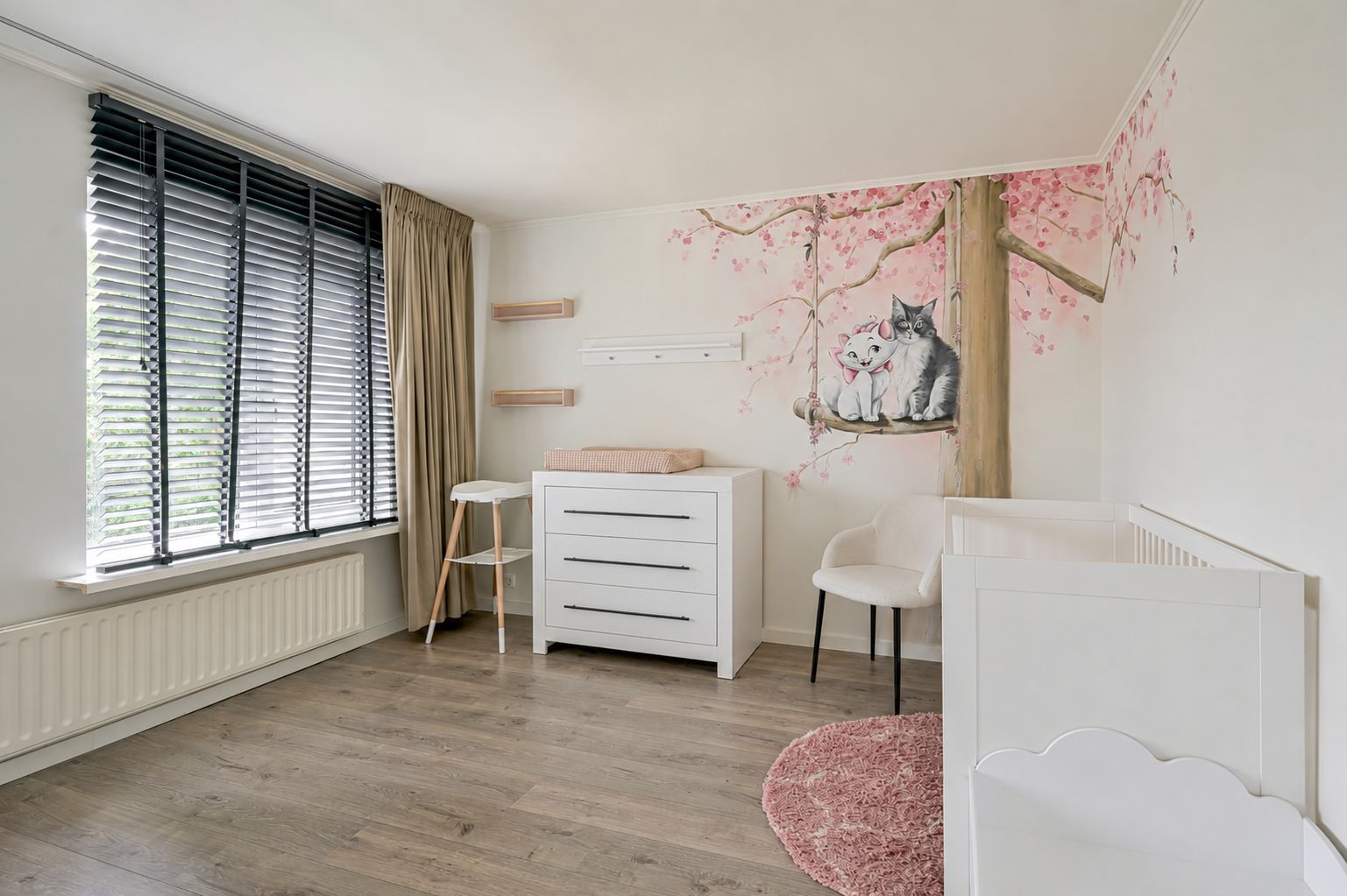 Waterfront Living with Panoramic IJsselmeer Views in Historic Medemblik — 39