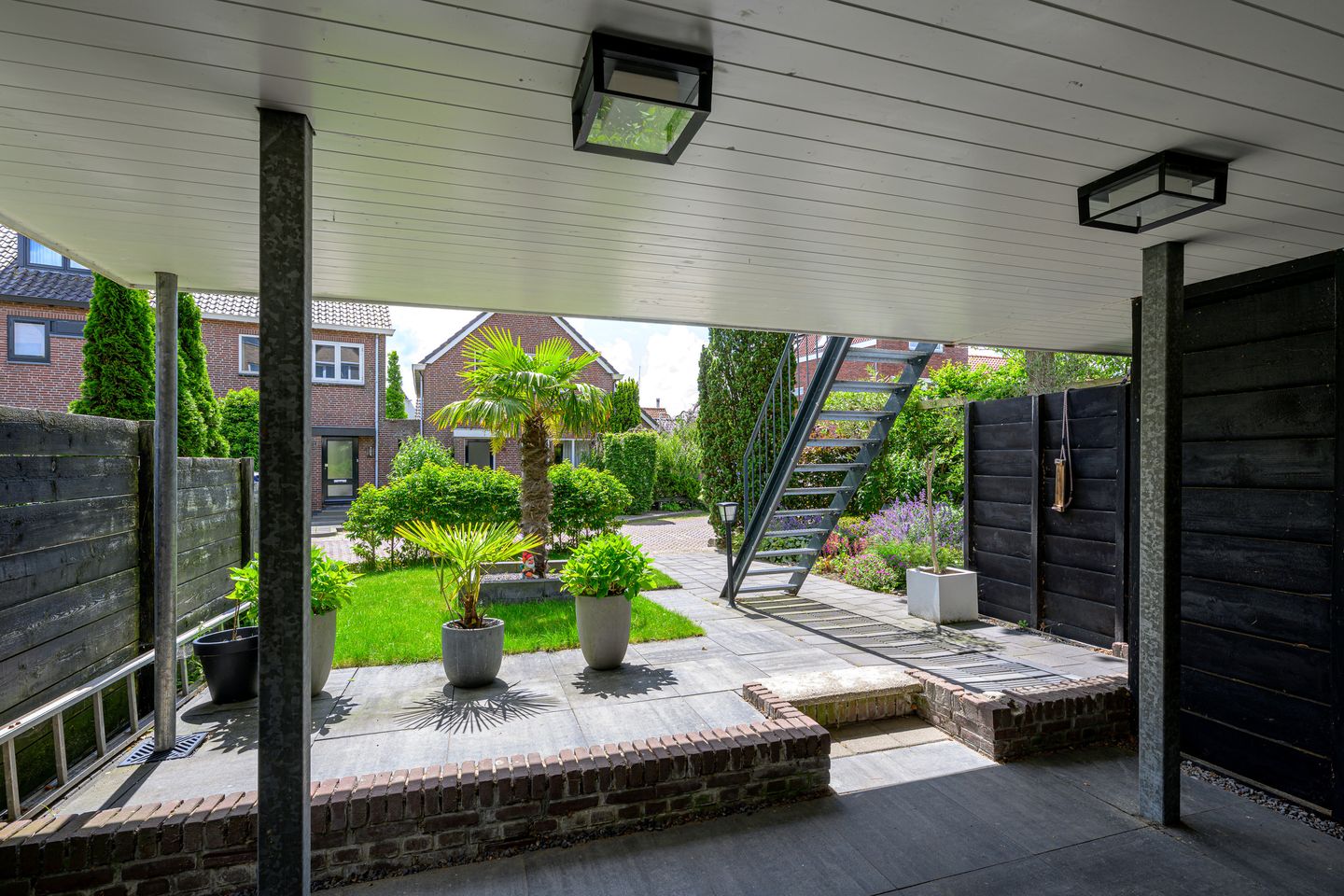 Waterfront Living with Panoramic IJsselmeer Views in Historic Medemblik — 14