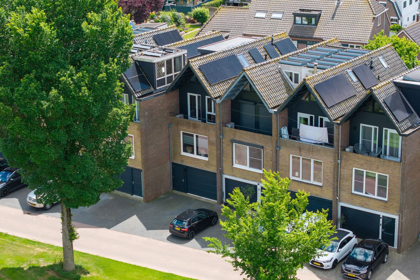 Waterfront Living with Panoramic IJsselmeer Views in Historic Medemblik — 59