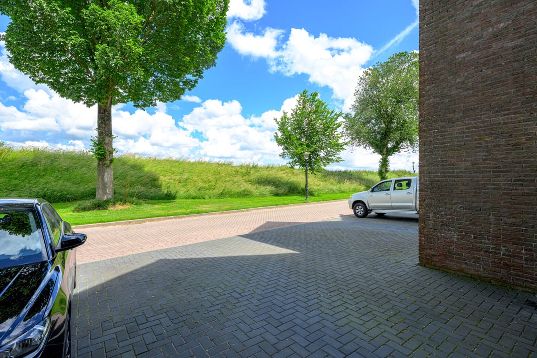 Waterfront Living with Panoramic IJsselmeer Views in Historic Medemblik — 52