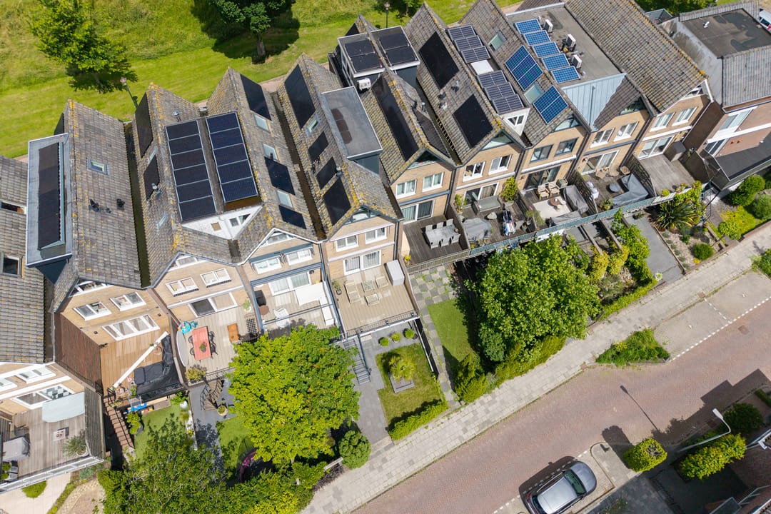 Waterfront Living with Panoramic IJsselmeer Views in Historic Medemblik — 61