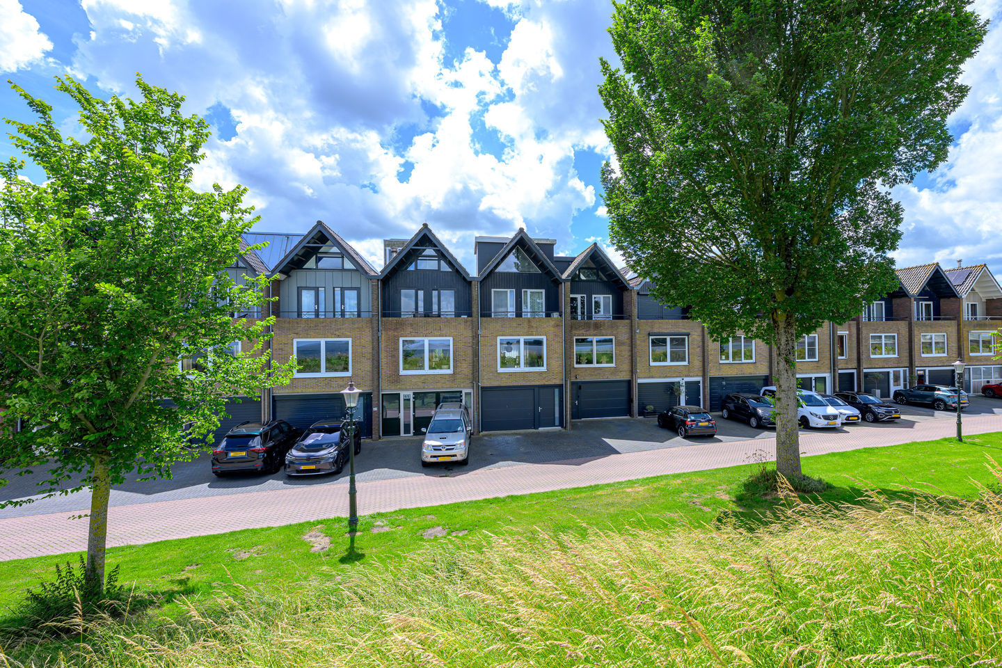 Waterfront Living with Panoramic IJsselmeer Views in Historic Medemblik — 55