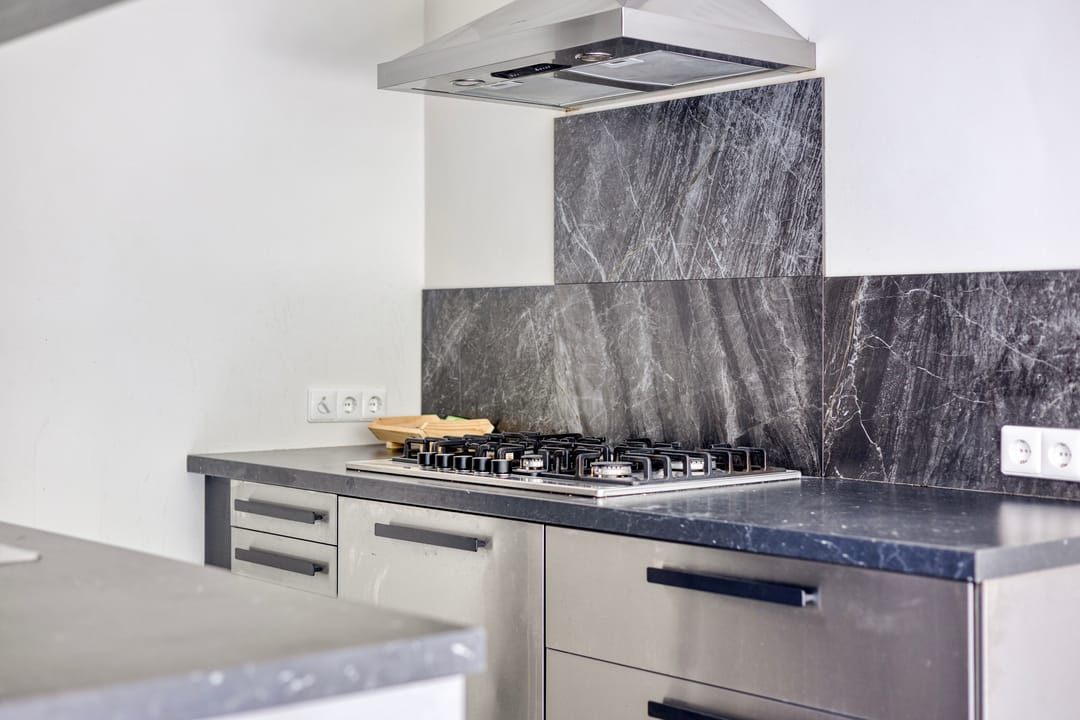 Renovated Family Home with Spacious Garden and Private Driveway in Child-Friendly Abersland — 7