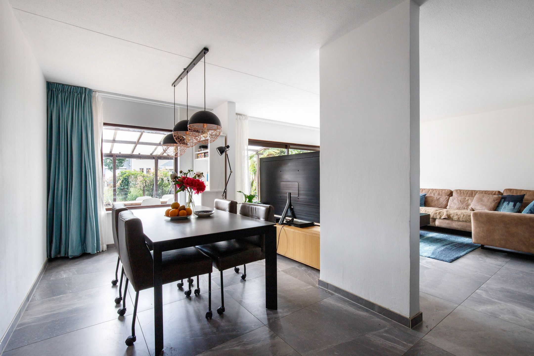 Spacious Semi-Detached Home with Waterfront Garden and Garage in Rotterdam — 12
