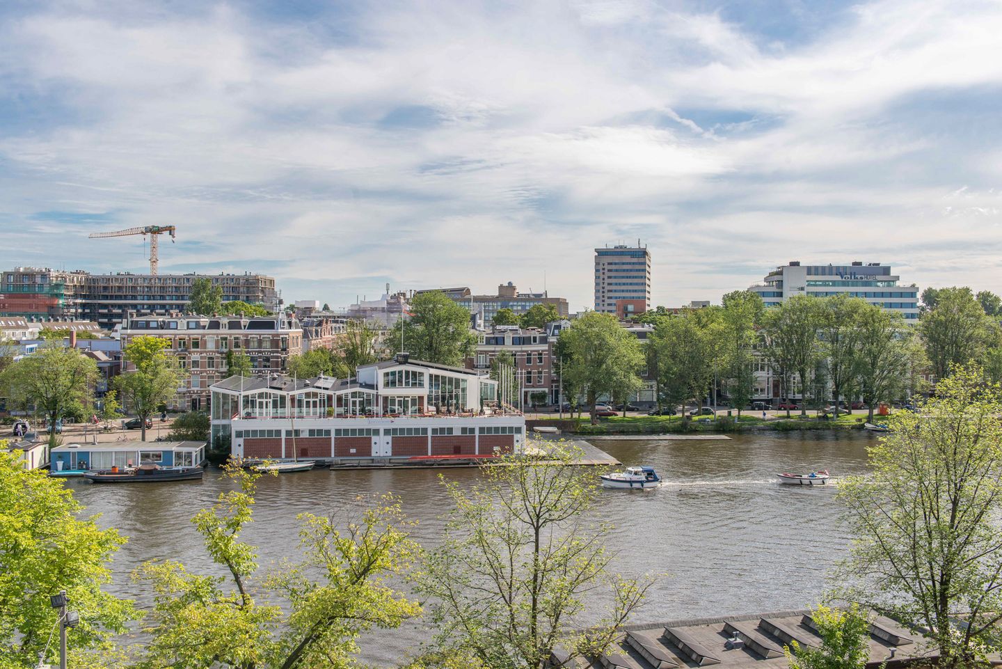 Spacious 3-Bedroom Apartment with Multiple Balconies in De Pijp — 25
