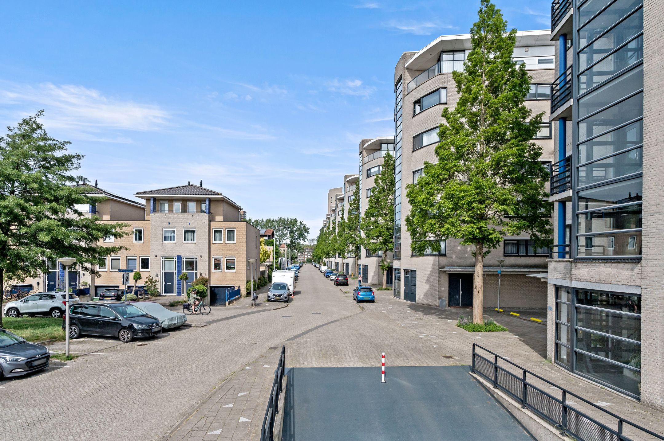Exclusive Penthouse with Expansive Terraces and Panoramic Views in Delft — 39