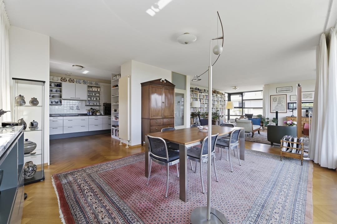 Exclusive Penthouse with Expansive Terraces and Panoramic Views in Delft — 13